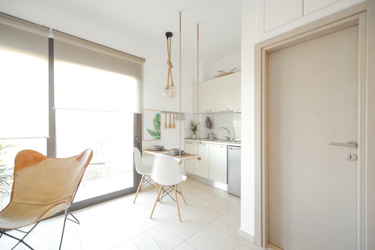 Ferienwohnung F & B Collection - Escape Avenue Thessaloniki Exterior foto
